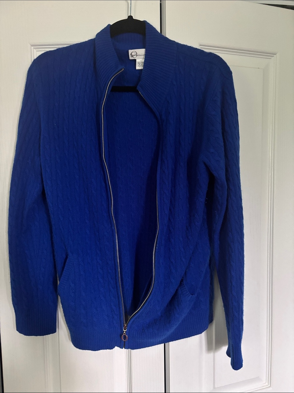 Oprah Boutique  Royal Blue Cashmere Zip Cardigan Oprah Store Chicago